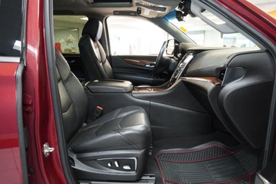 2017 Cadillac Escalade ESV Luxury 4WD