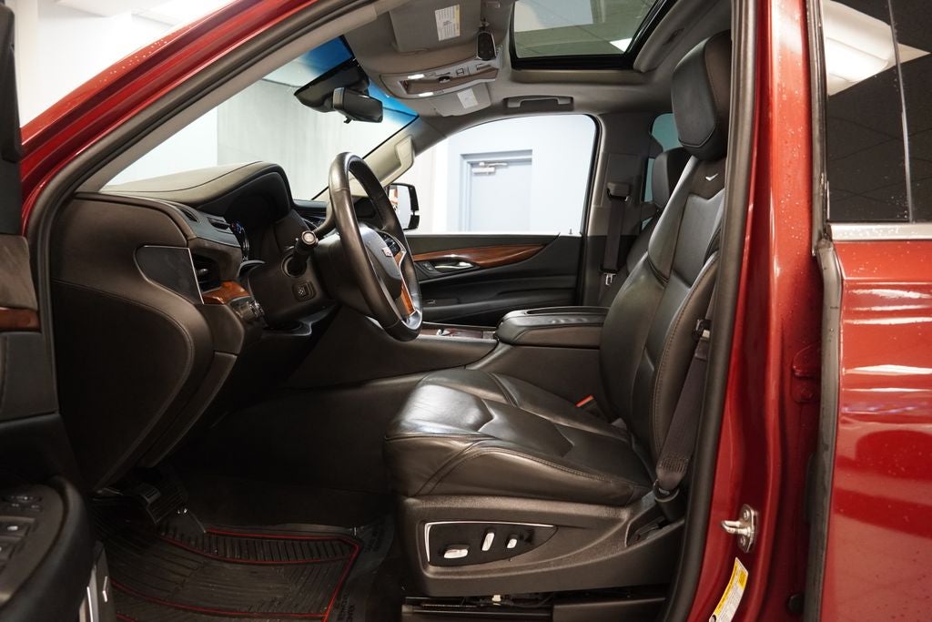 2017 Cadillac Escalade ESV Luxury 4WD