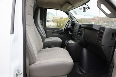 2025 Chevrolet Express 3500 Work Van Cutaway