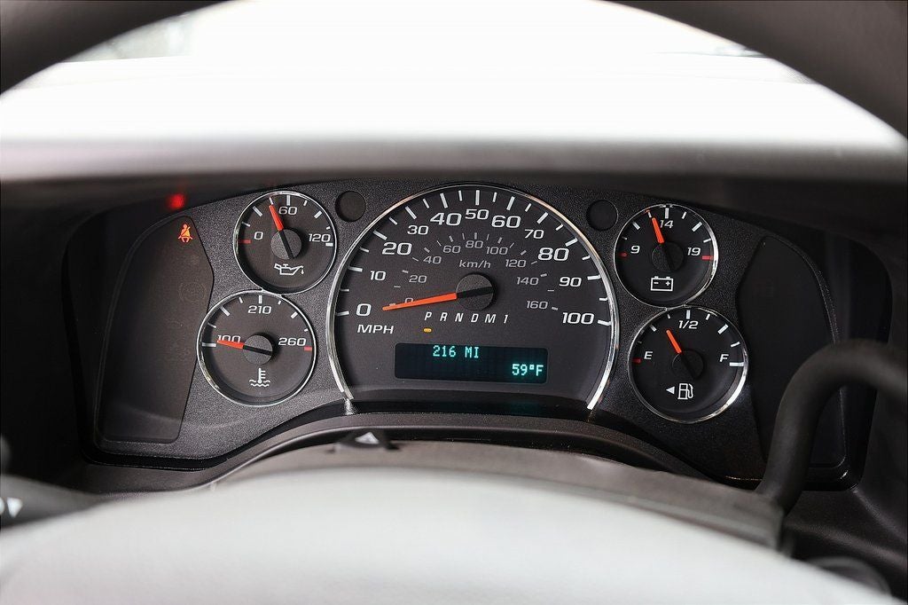 2025 Chevrolet Express 3500 Work Van Cutaway