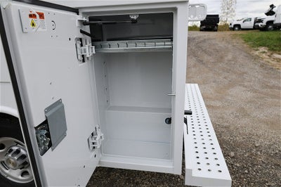 2025 Chevrolet Express 3500 Work Van Cutaway