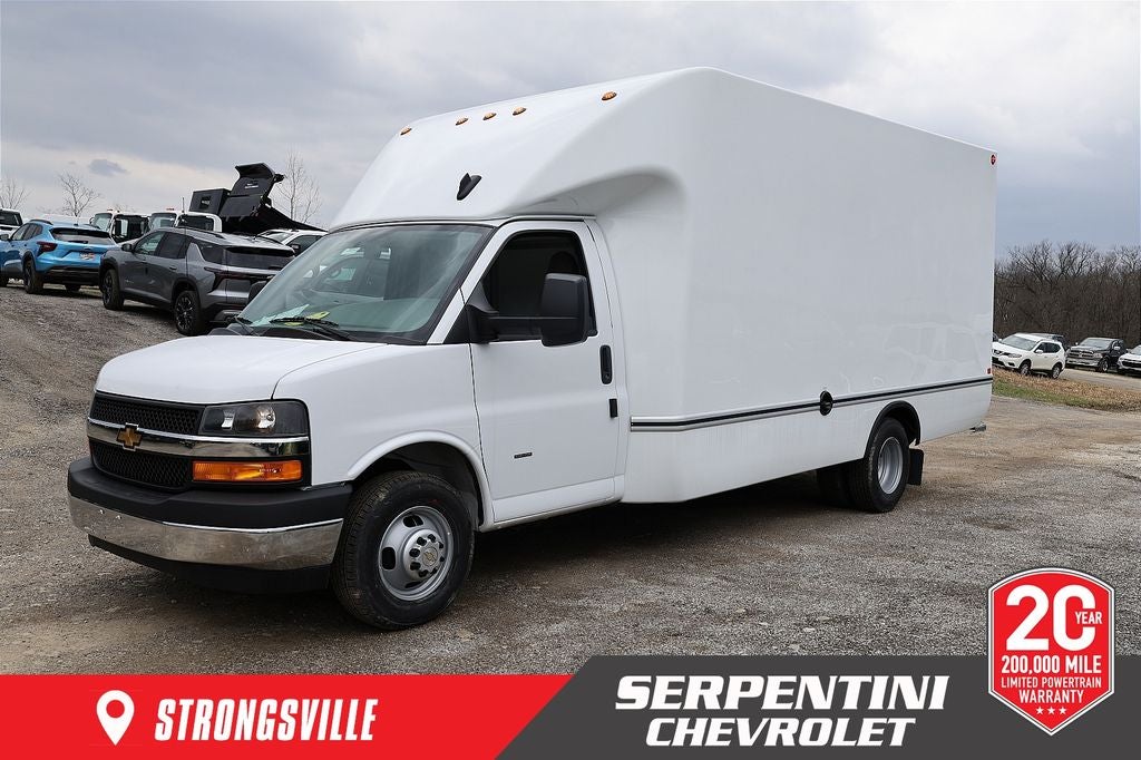 2026 Chevrolet Express 3500 Work Van Cutaway
