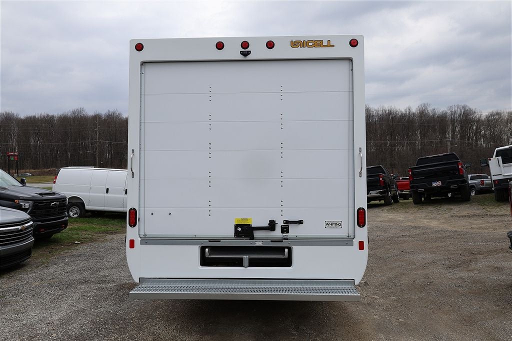 2026 Chevrolet Express 3500 Work Van Cutaway