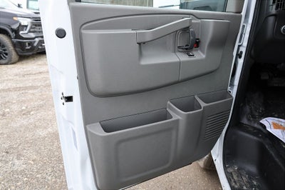 2026 Chevrolet Express 3500 Work Van Cutaway