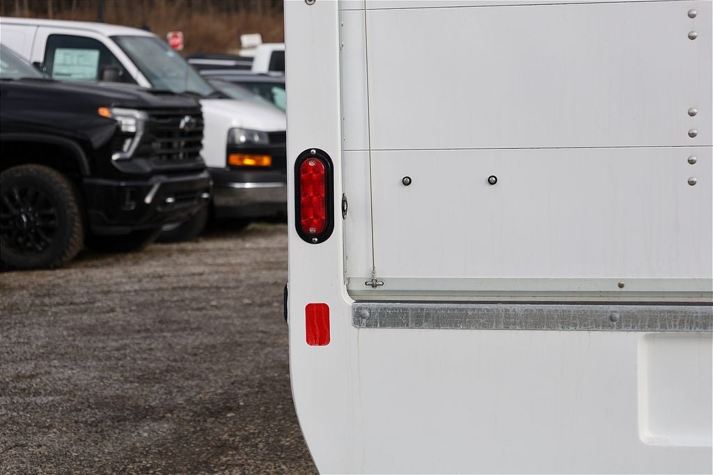 2026 Chevrolet Express 3500 Work Van Cutaway