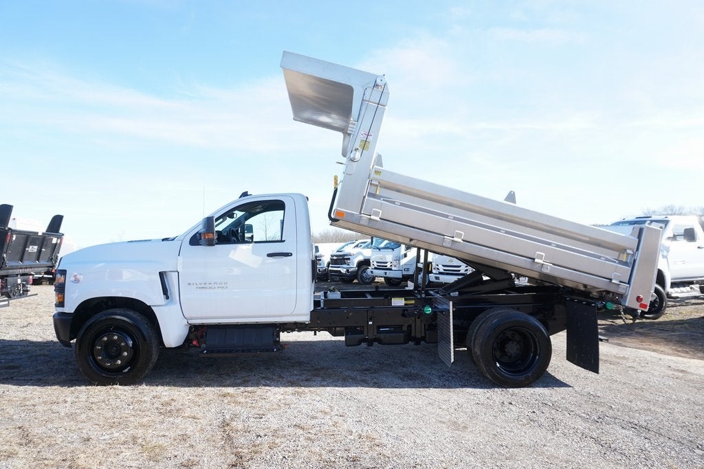 2023 Chevrolet Silverado 4500HD Work Truck