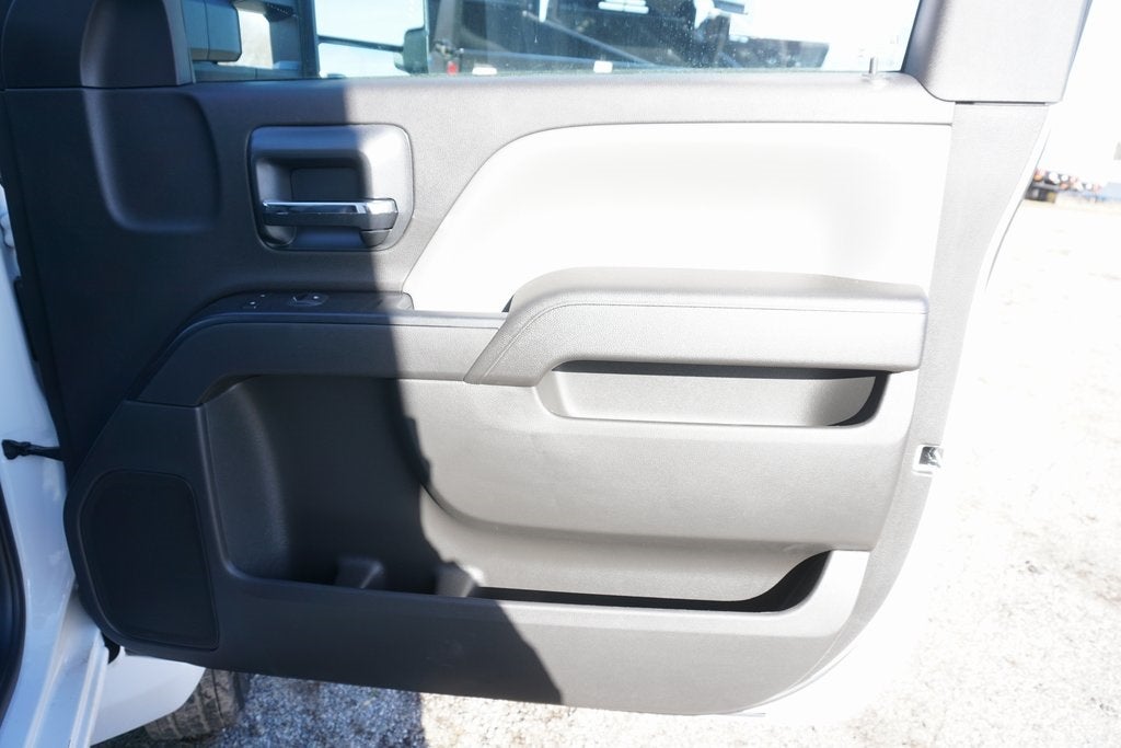 2023 Chevrolet Silverado 4500HD Work Truck