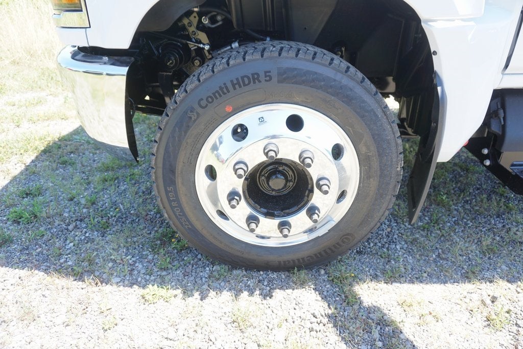 2024 Chevrolet Silverado 6500HD Work Truck