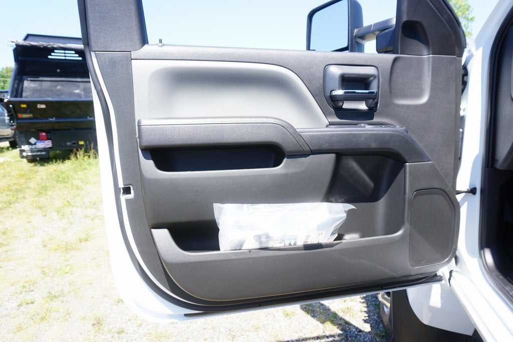 2024 Chevrolet Silverado 6500HD Work Truck