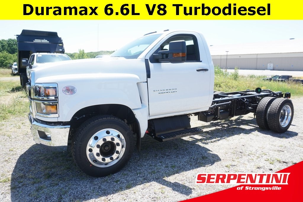 2024 Chevrolet Silverado 6500HD Work Truck