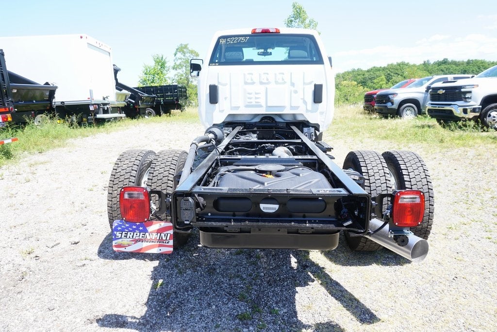 2024 Chevrolet Silverado 6500HD Work Truck