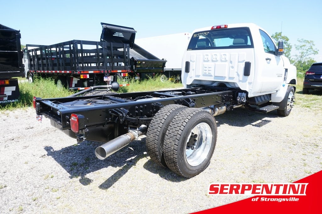 2024 Chevrolet Silverado 6500HD Work Truck