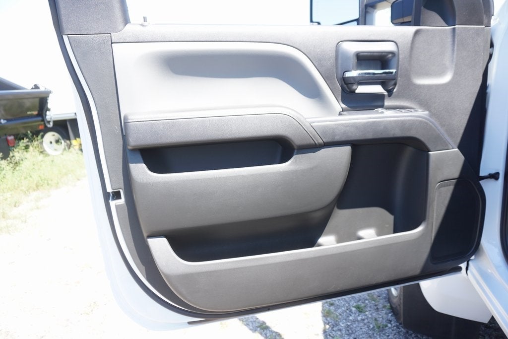 2024 Chevrolet Silverado 6500HD Work Truck