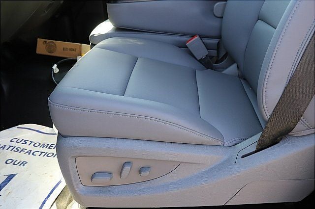 2024 Chevrolet Silverado 6500HD 1WT