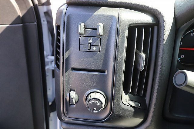 2024 Chevrolet Silverado 6500HD 1WT