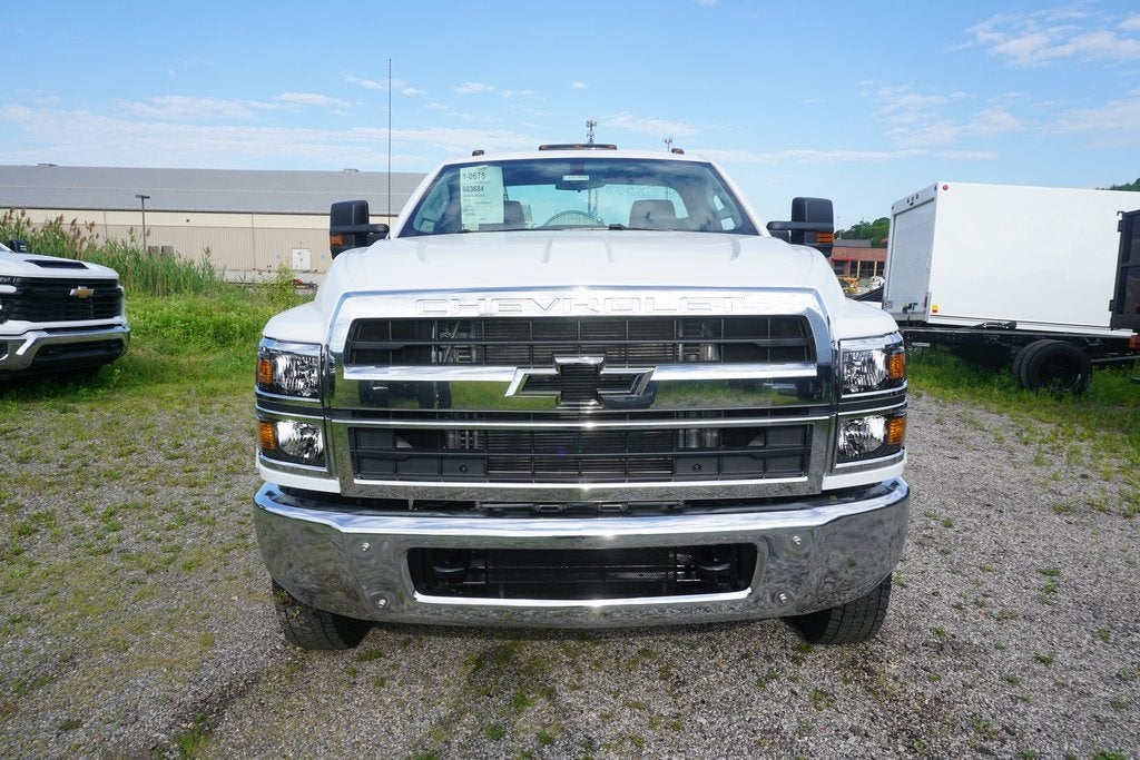 2024 Chevrolet Silverado 6500HD MD