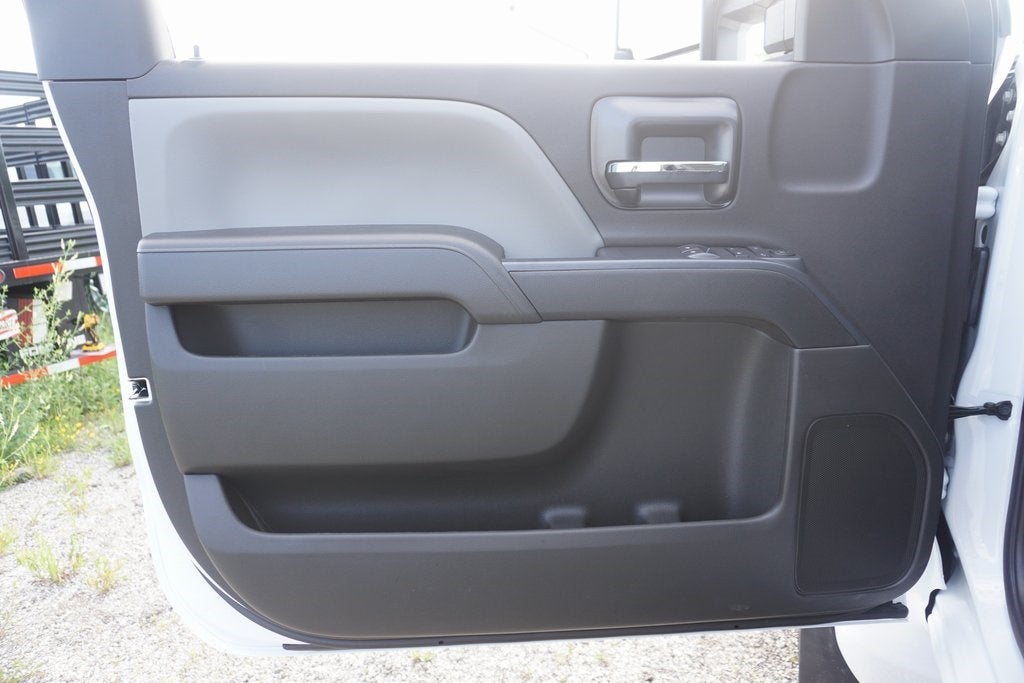 2024 Chevrolet Silverado 6500HD MD