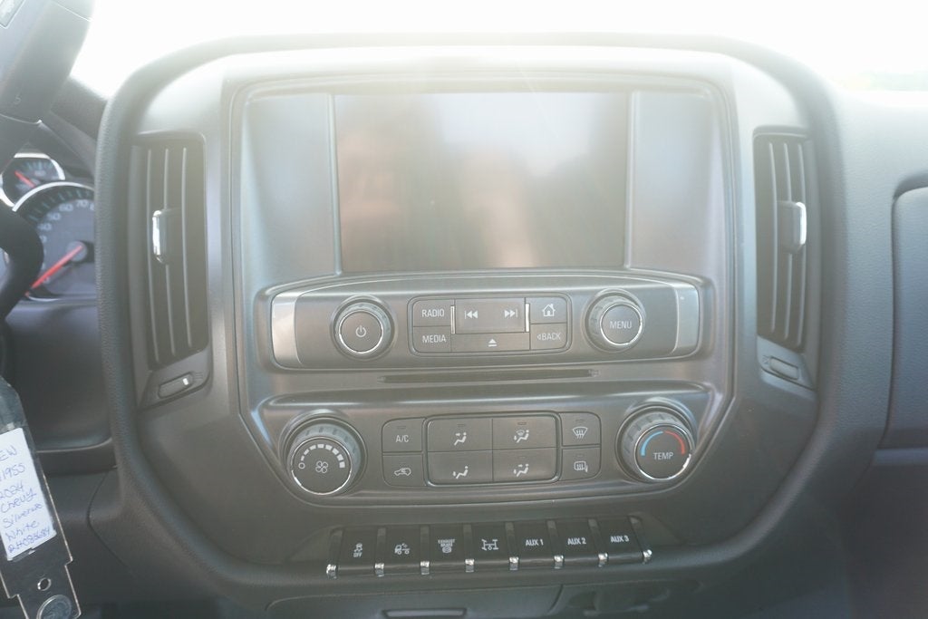 2024 Chevrolet Silverado 6500HD MD