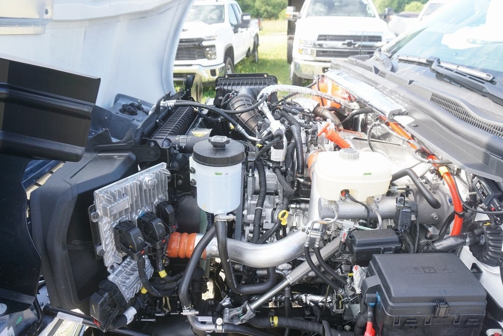 2024 Chevrolet Silverado 6500HD MD