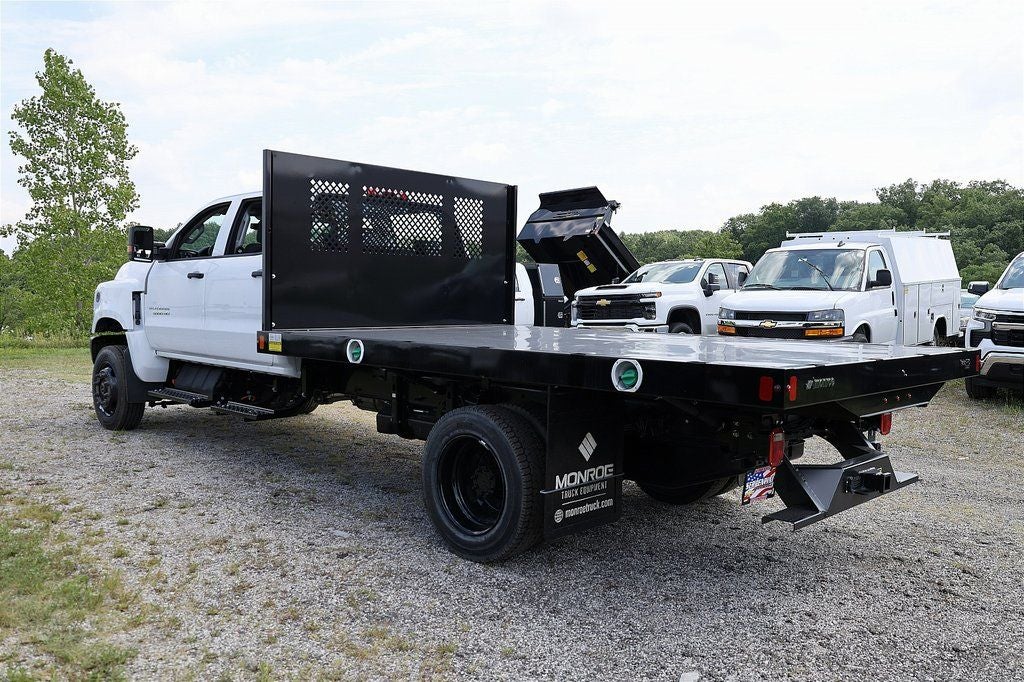 2024 Chevrolet Silverado 5500HD Work Truck