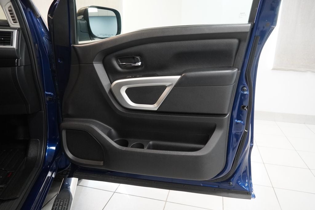 2019 Nissan Titan SV 4WD