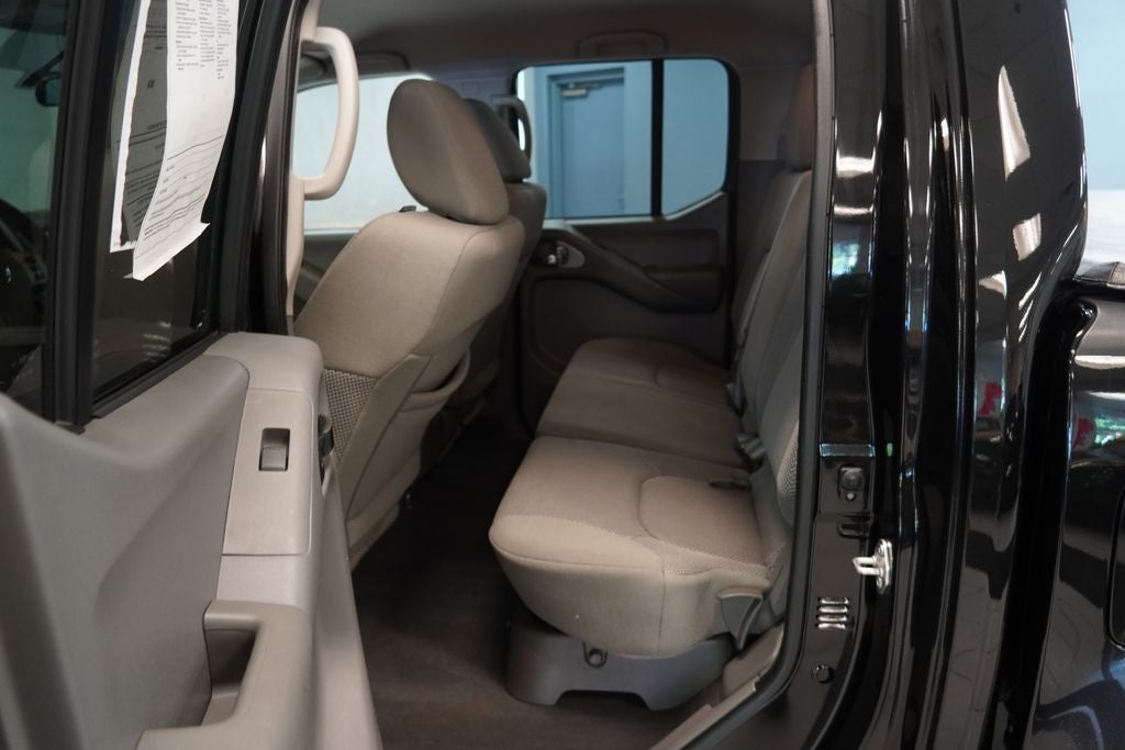 2021 Nissan Frontier SV 4WD CREW CAB