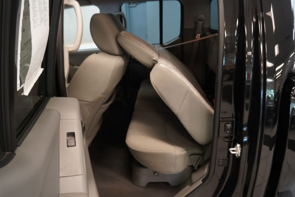 2021 Nissan Frontier SV 4WD CREW CAB