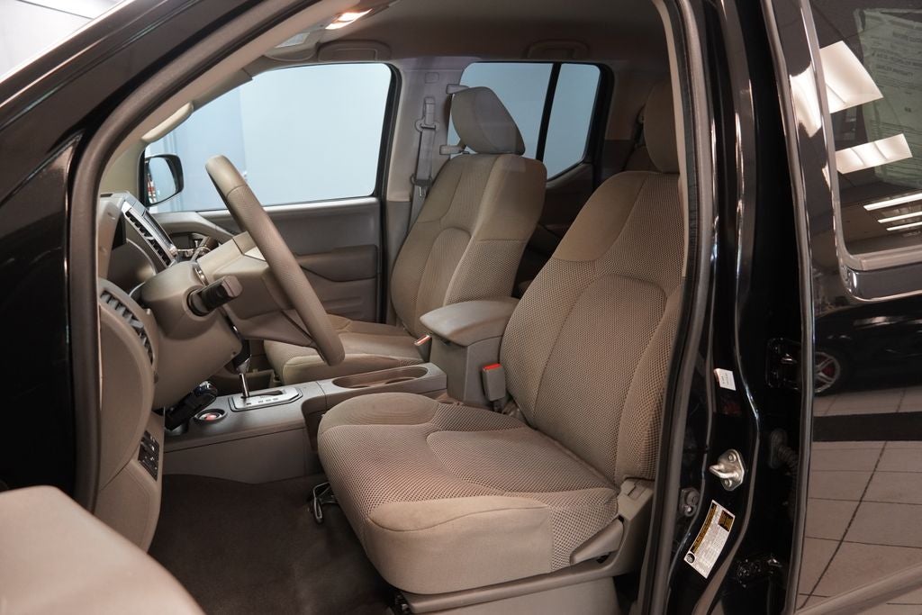 2021 Nissan Frontier SV 4WD CREW CAB