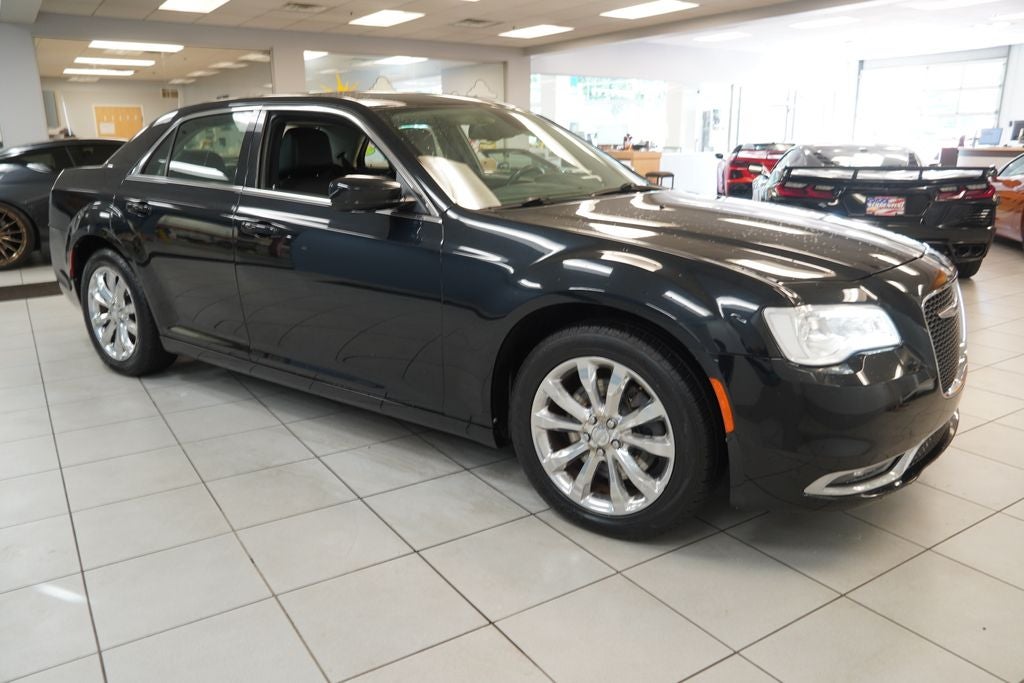 2016 Chrysler 300 Limited AWD