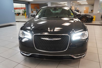 2016 Chrysler 300 Limited AWD