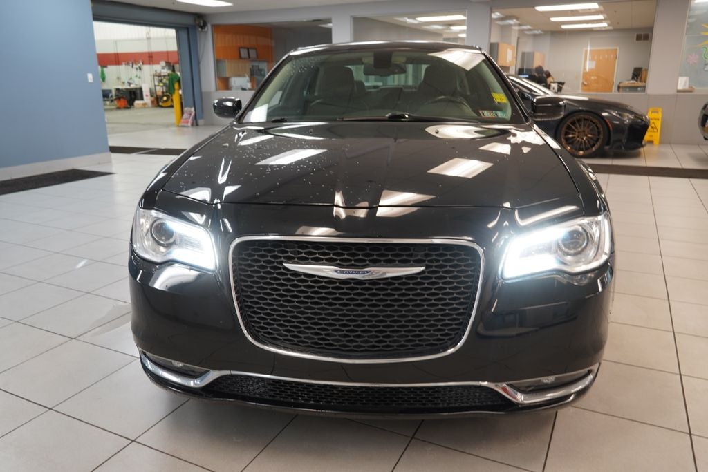 2016 Chrysler 300 Limited AWD