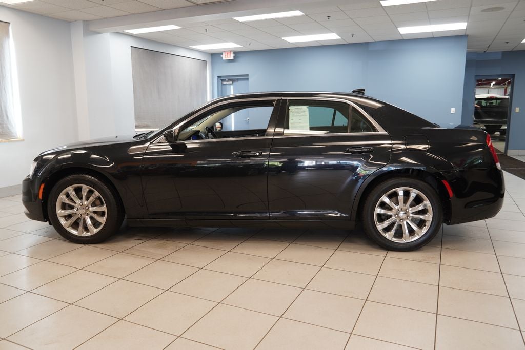 2016 Chrysler 300 Limited AWD