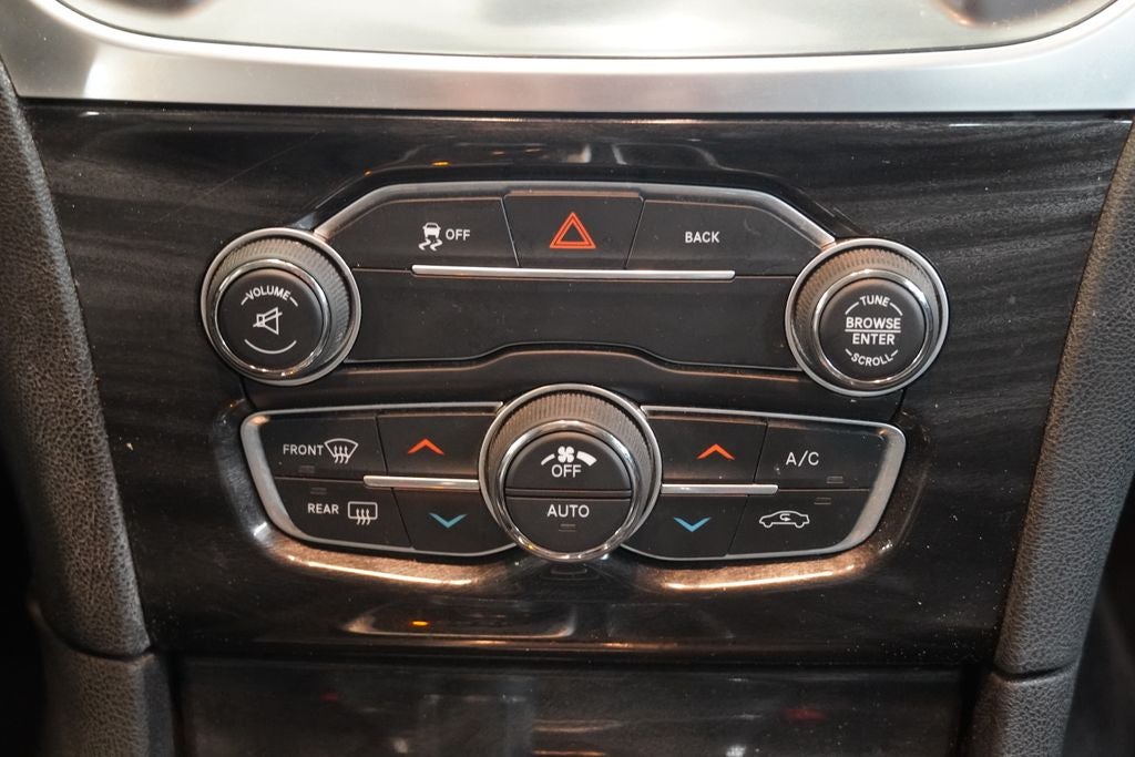 2016 Chrysler 300 Limited AWD
