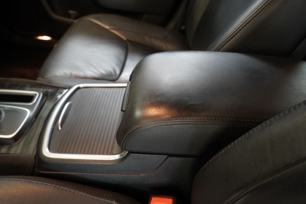 2016 Chrysler 300 Limited AWD
