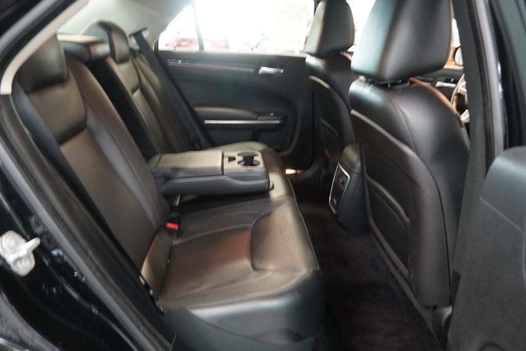 2016 Chrysler 300 Limited AWD