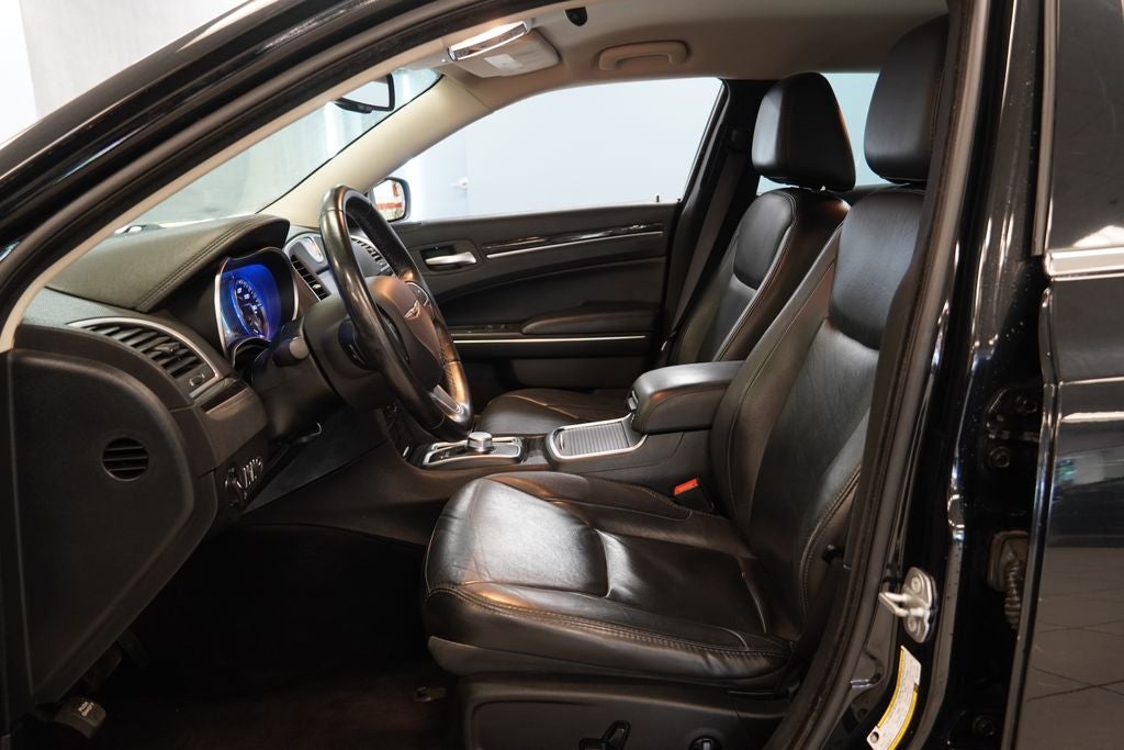 2016 Chrysler 300 Limited AWD
