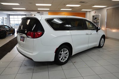 2017 Chrysler Pacifica Touring L