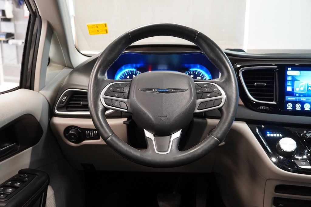 2017 Chrysler Pacifica Touring L Plus