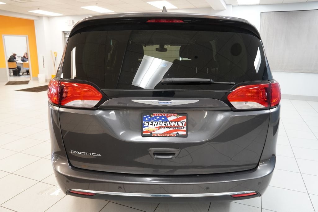 2017 Chrysler Pacifica Touring L Plus