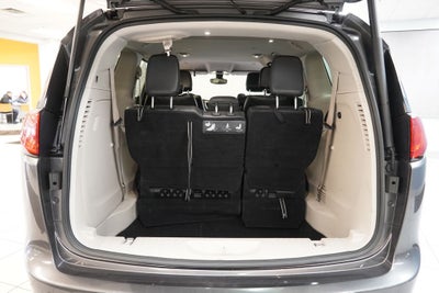 2017 Chrysler Pacifica Touring L Plus