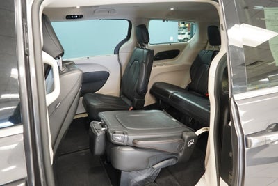 2017 Chrysler Pacifica Touring L Plus