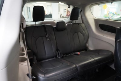 2017 Chrysler Pacifica Touring L Plus