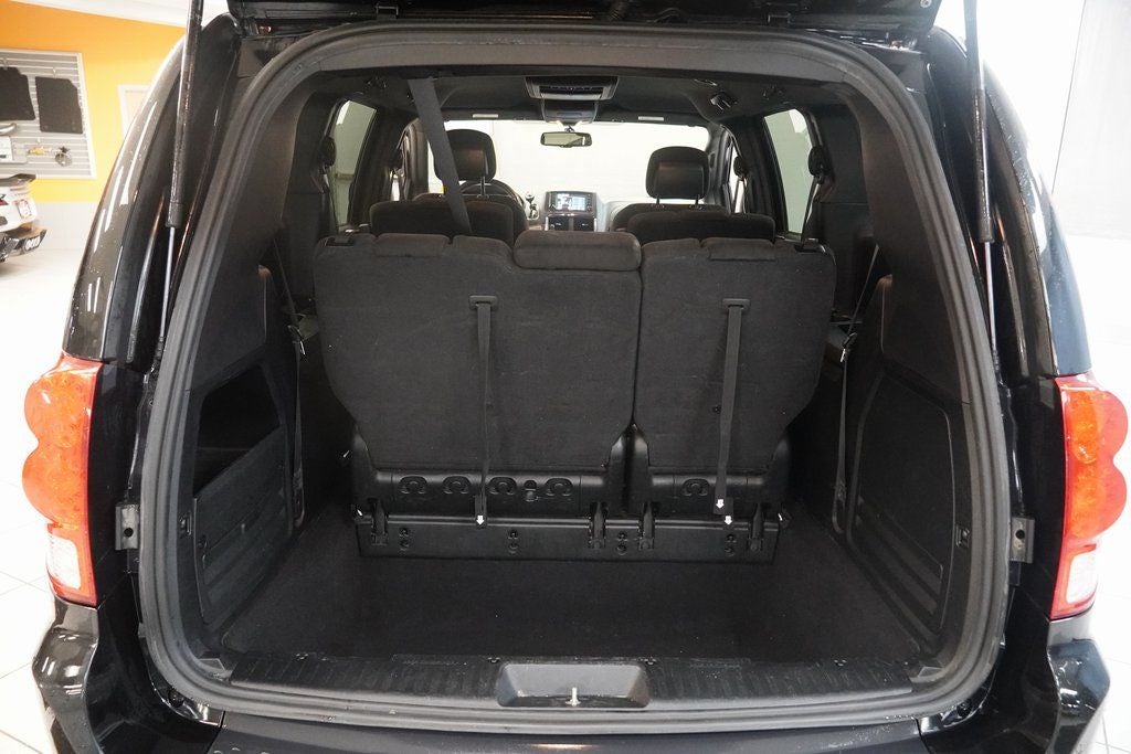 2017 Dodge Grand Caravan SE Plus Plus Blacktop