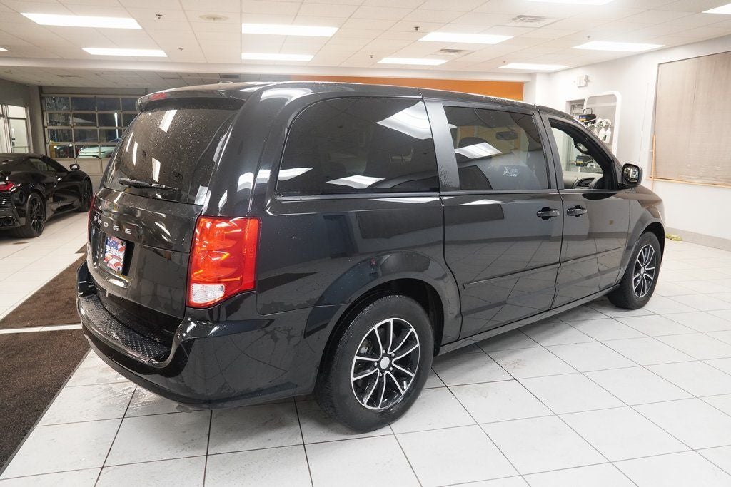 2017 Dodge Grand Caravan SE Plus Plus Blacktop