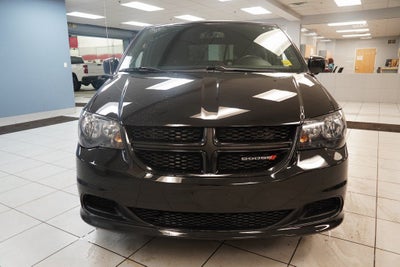 2017 Dodge Grand Caravan SE Plus Plus Blacktop