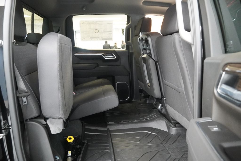 2026 Chevrolet Silverado 1500 LT LT1