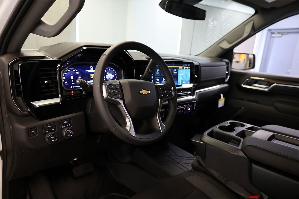 2026 Chevrolet Silverado 1500 LT LT1