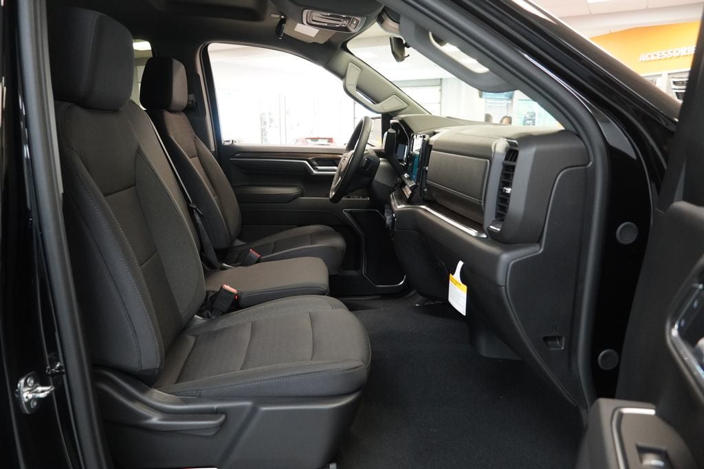 2026 Chevrolet Silverado 1500 LT LT1