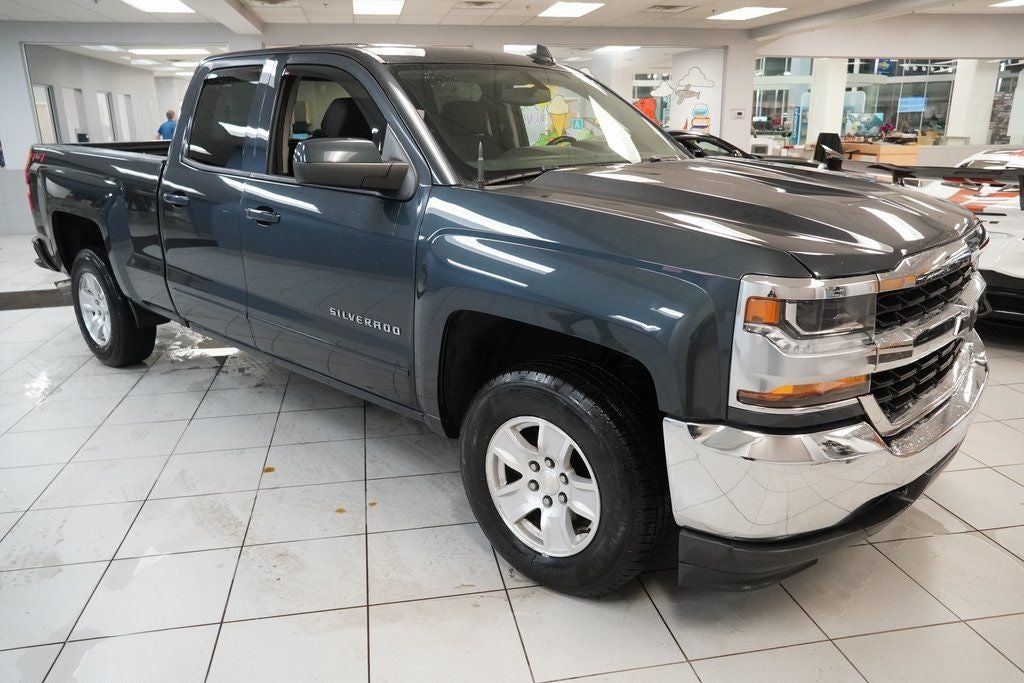 2019 Chevrolet Silverado 1500 LD LT 4WD w/5.3L V8