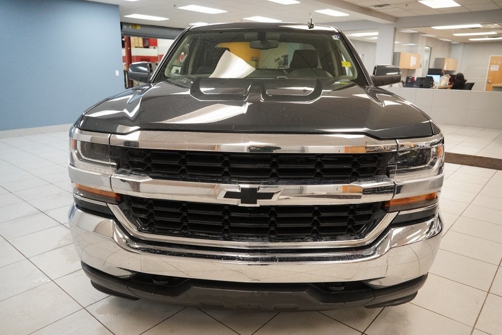 2019 Chevrolet Silverado 1500 LD LT 4WD w/5.3L V8